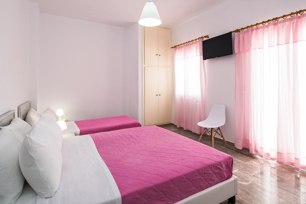 Villa Kavallaris & Apartments メッサリア エクステリア 写真
