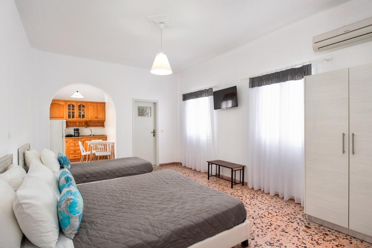 Villa Kavallaris & Apartments メッサリア エクステリア 写真